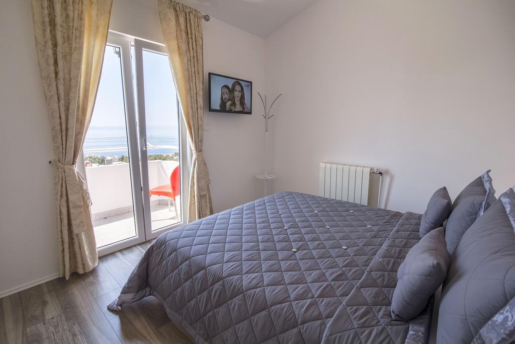 Villa Petra Apartment With Private Pool Makarska Exterior foto